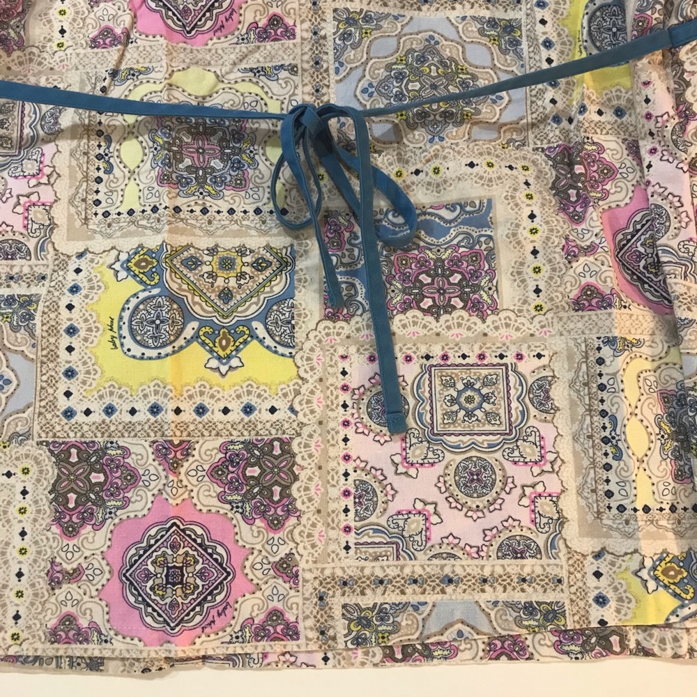 🎀 4/$15 Baby Phat Uniform Scrub Top Size L - Picture 5 of 7